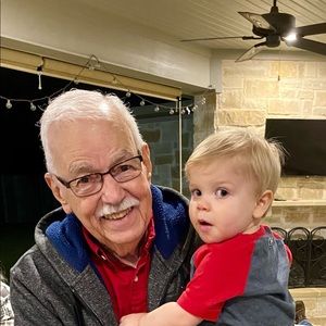 Meet your Posher, Mickael